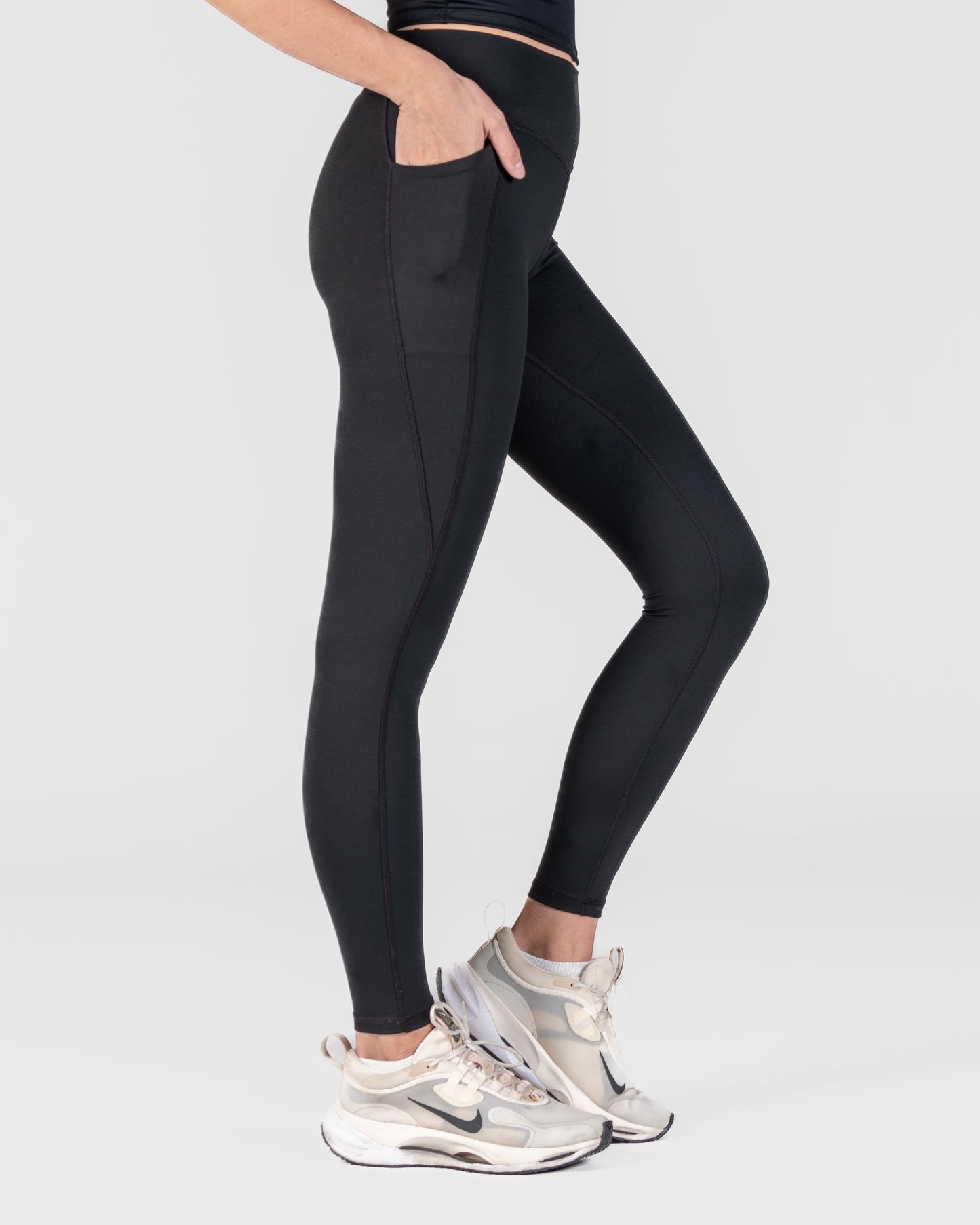 Senita Athletics - The Criss Cross Tights are baaaaack! We've made a few  adjustments and they're better than before! Sell out risk is high with  these bad boys, so snag 'em while