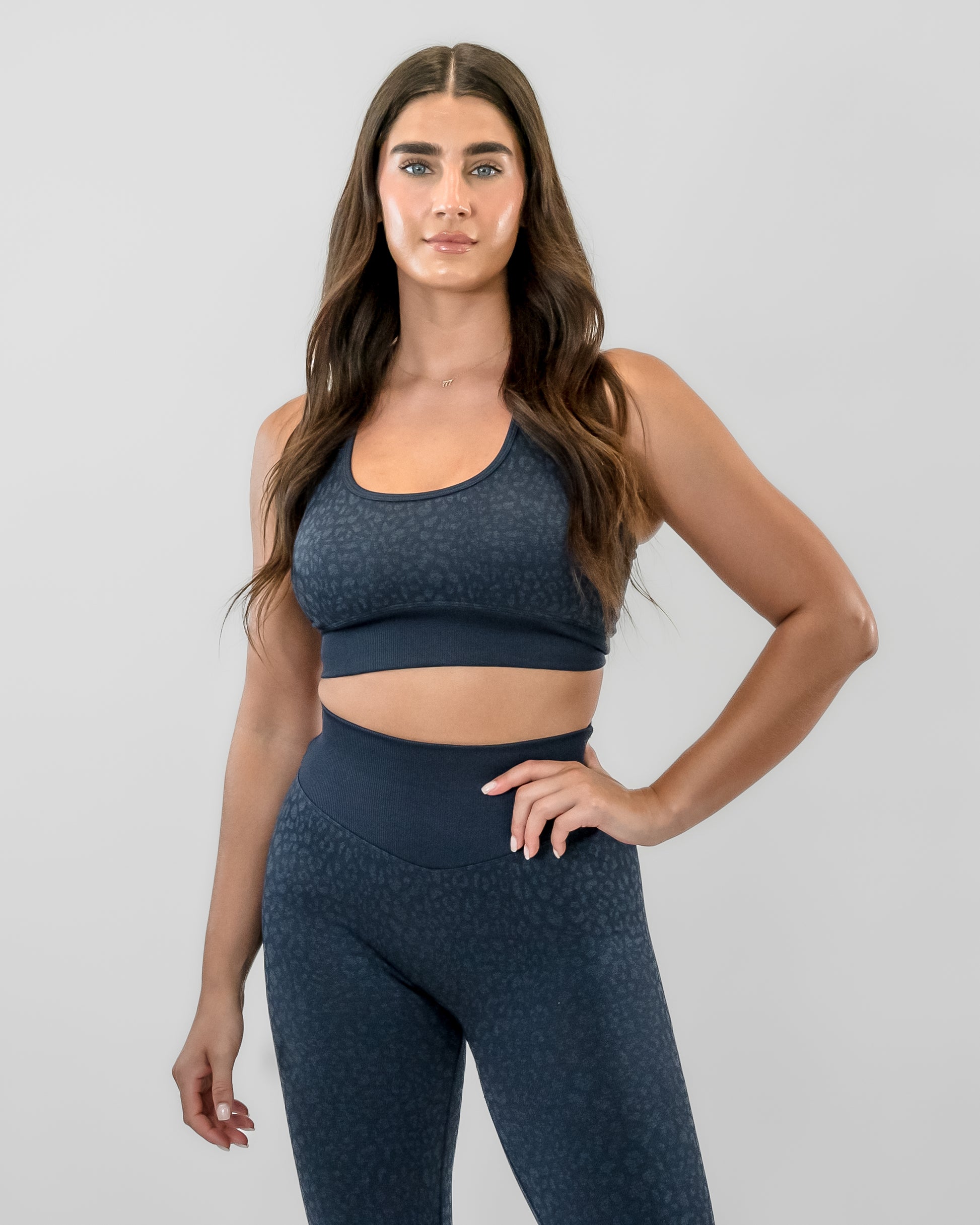 Sporty Plus Size Sports Bra High Impact Seamless High Neck Workout Sports  Bras for Women Racerback Cute Running Yoga, Navy, Medium : :  Clothing, Shoes & Accessories